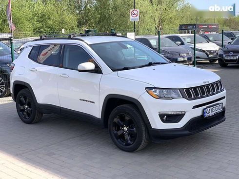 Jeep Compass 2018 - фото 7