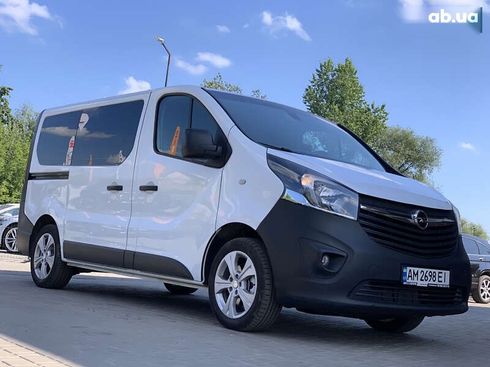 Opel Vivaro 2017 - фото 6