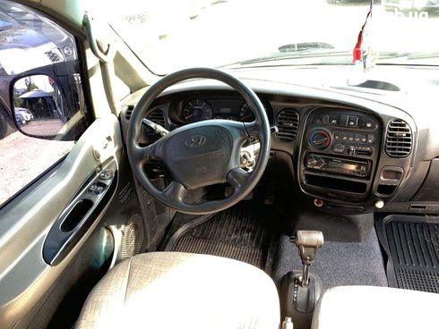 Hyundai H 1 2006 серый - фото 24