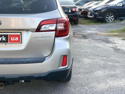 Subaru Outback 2016 бежевый - фото 12