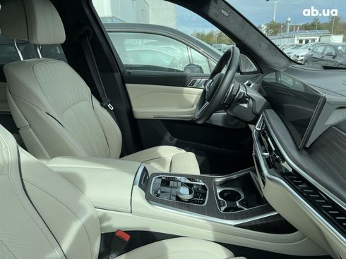 BMW X7 2023 - фото 25