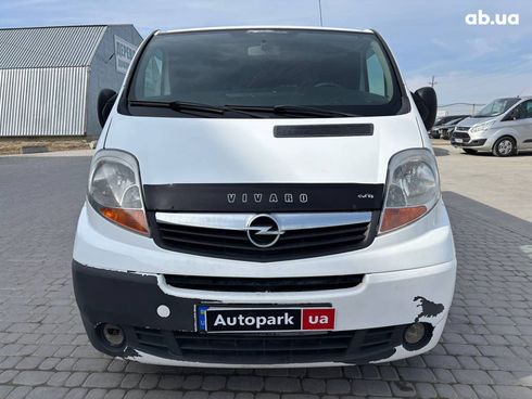 Opel Vivaro 2007 белый - фото 2