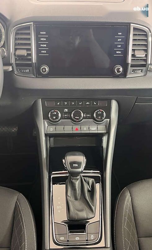 Skoda Karoq 2021 - фото 15