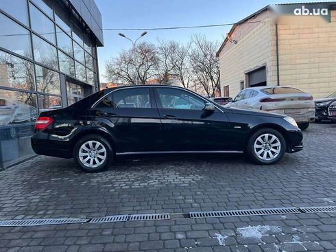 Mercedes-Benz E-Класс 2010 - фото 8