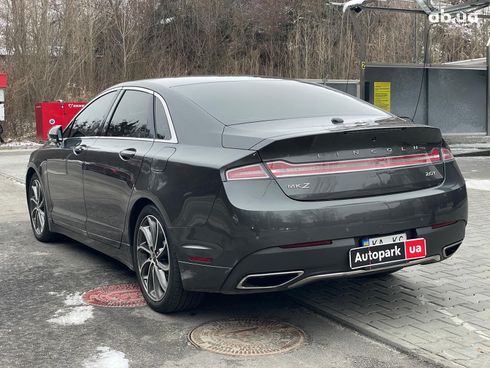 Lincoln MKZ 2019 серый - фото 9