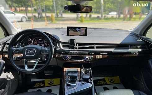Audi Q7 2018 - фото 17