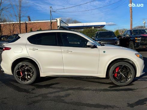 Alfa Romeo Stelvio Quadrifoglio 2019 белый - фото 6