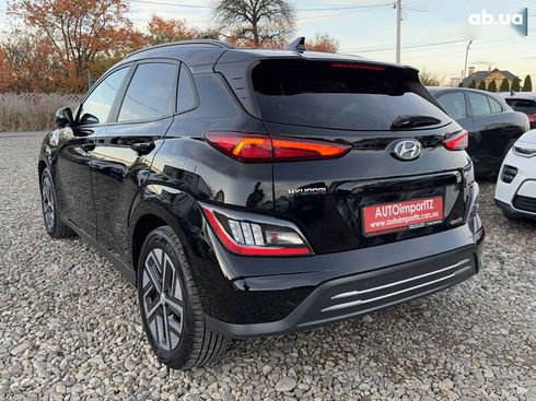 Hyundai Kona Electric 2022 - фото 17