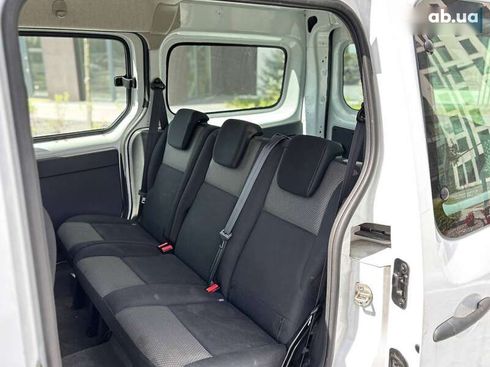 Renault Kangoo 2019 - фото 8