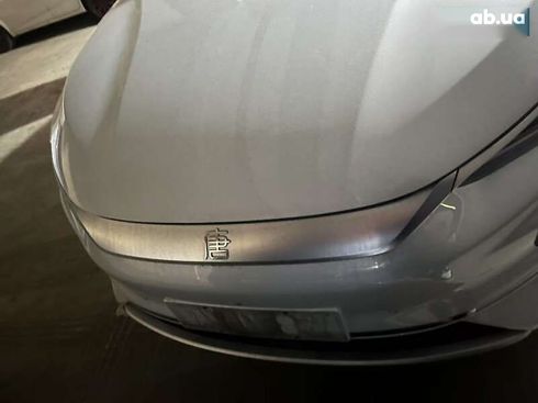 BYD Tang 2023 - фото 6
