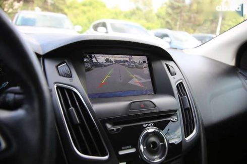 Ford Focus 2015 - фото 16