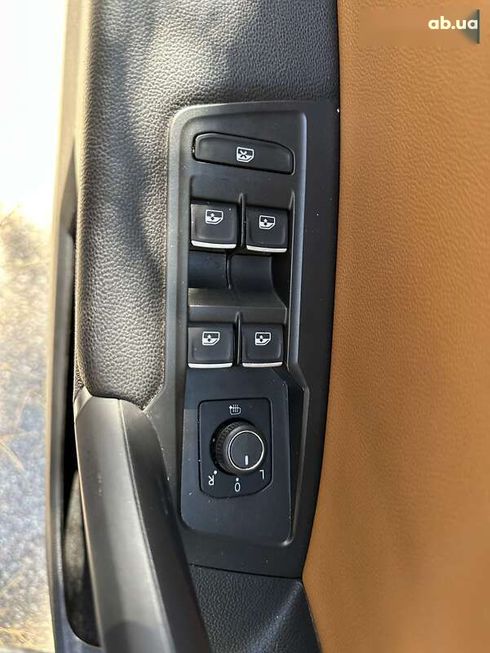 Volkswagen Tiguan 2018 - фото 24