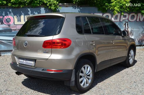 Volkswagen Tiguan 2011 бежевый - фото 5