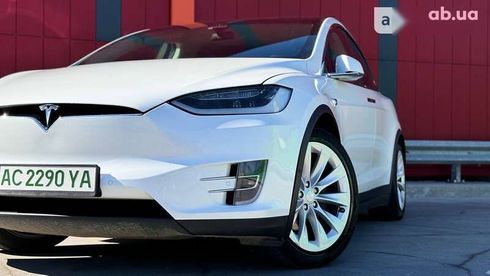 Tesla Model X 2017 - фото 2