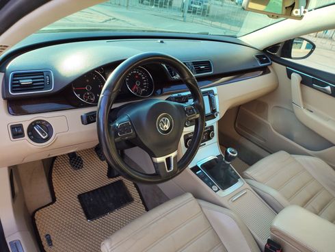 Volkswagen Passat 2011 коричневый - фото 20