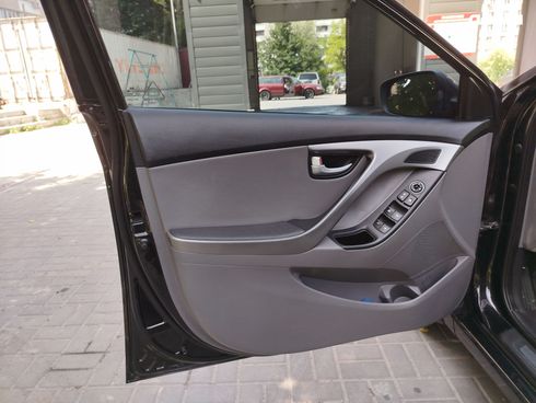 Hyundai Elantra 2015 черный - фото 10