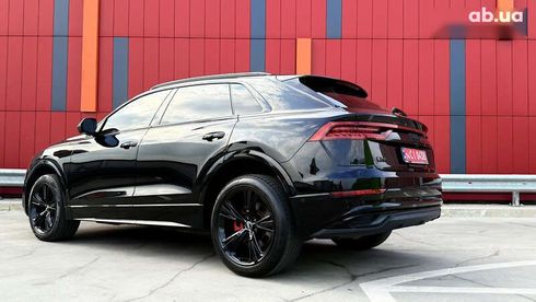 Audi Q8 2019 - фото 16