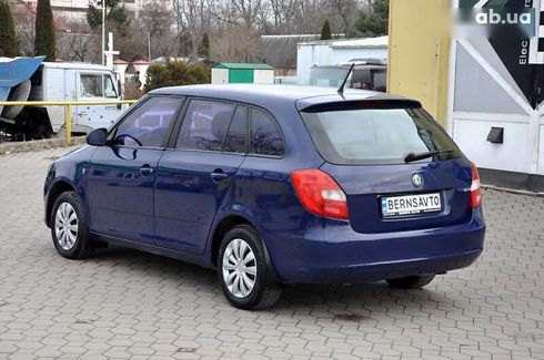 Skoda Fabia 2011 - фото 30