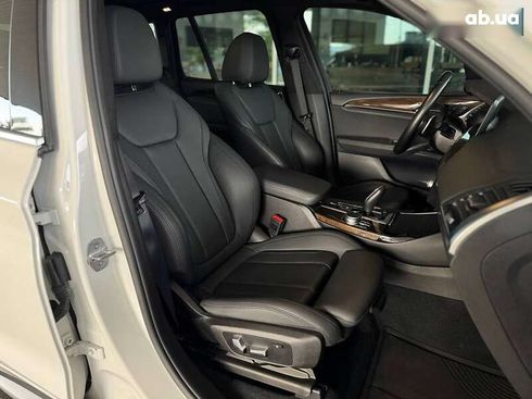 BMW X3 2018 - фото 17