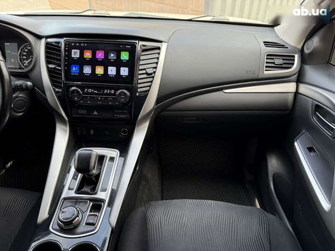 Mitsubishi Pajero Sport 2016 - фото 27