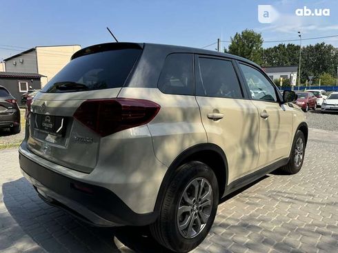 Suzuki Vitara 2021 - фото 13