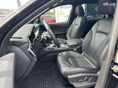 Audi Q7 2020 - фото 18
