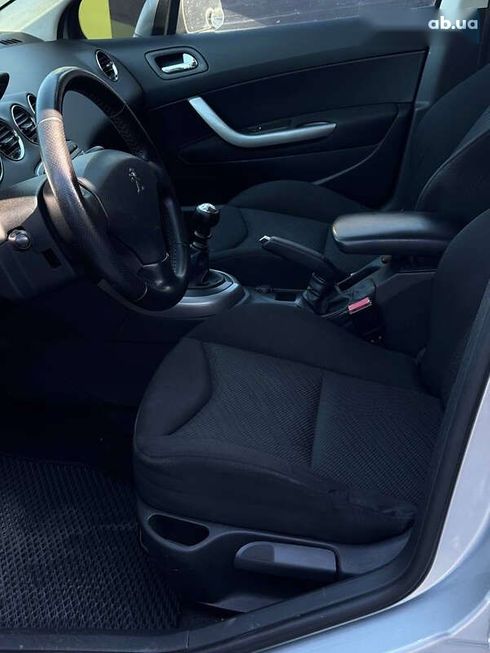 Peugeot 308 2011 - фото 6