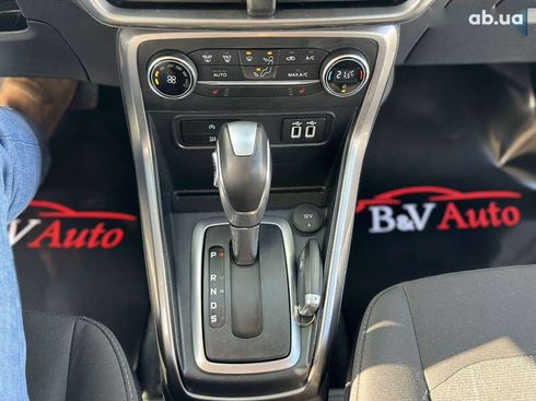 Ford EcoSport 2019 - фото 30
