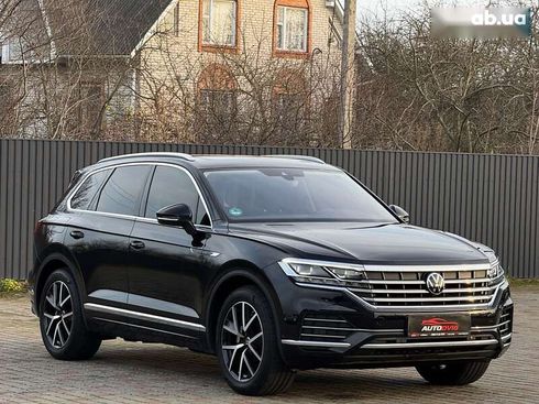 Volkswagen Touareg 2022 - фото 2