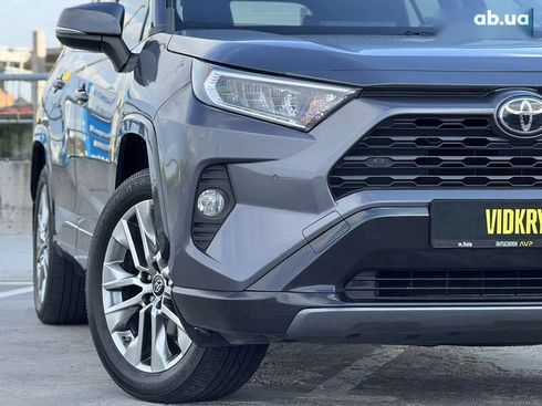 Toyota RAV4 2019 - фото 13