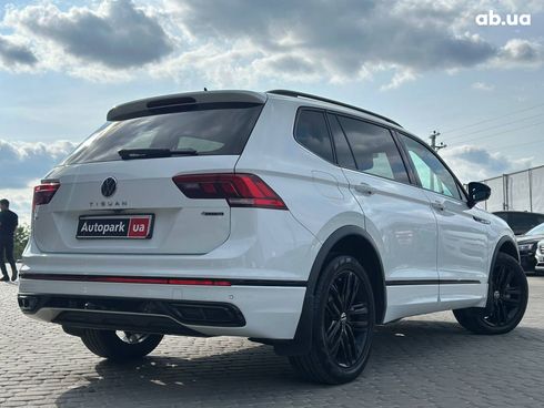 Volkswagen Tiguan 2021 белый - фото 9