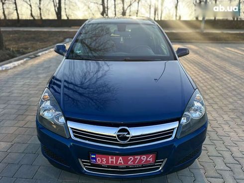 Opel Astra 2010 - фото 6