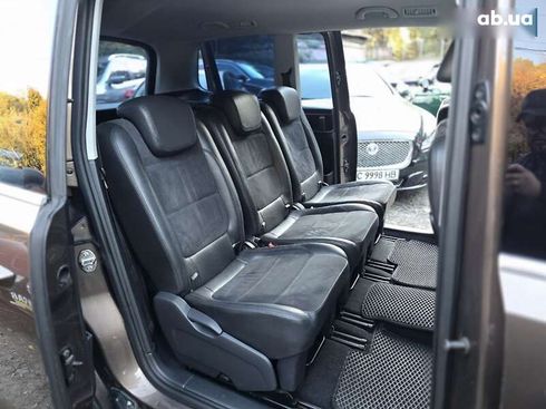 Volkswagen Sharan 2012 - фото 21