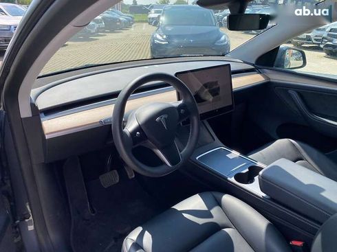 Tesla Model Y 2023 - фото 10