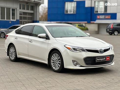 Toyota Avalon 2013 белый - фото 3