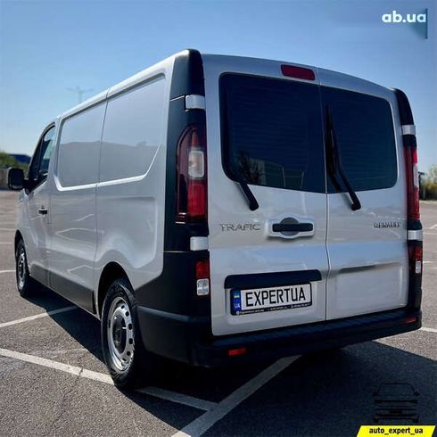 Renault Trafic 2021 - фото 5