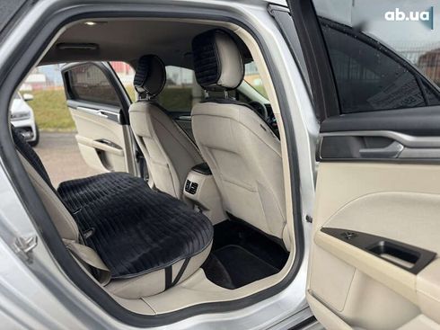 Ford Fusion 2016 - фото 17