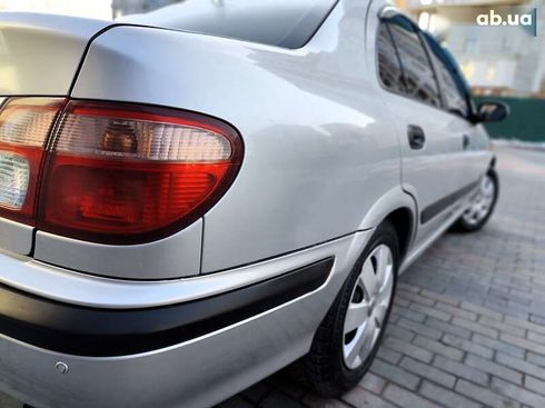 Nissan Almera 2001 - фото 16