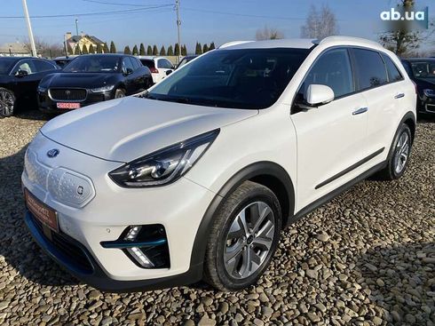 Kia Niro 2019 - фото 17