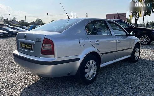 Skoda Octavia 2010 - фото 6