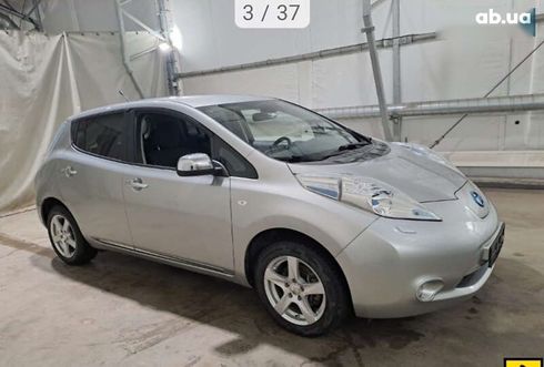 Nissan Leaf 2013 - фото 2