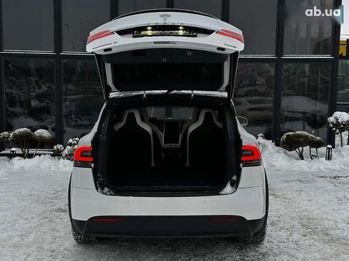 Tesla Model X 2018 - фото 28