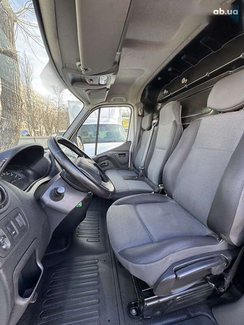 Renault Master 2019 - фото 11