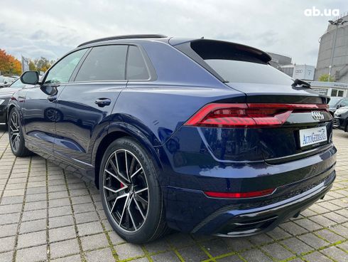 Audi Q8 2021 - фото 25