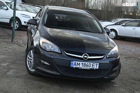 Opel Astra 2014 - фото 4