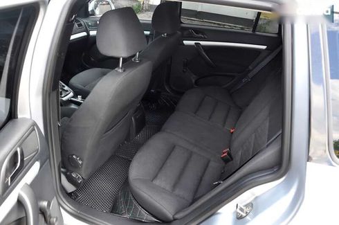 Skoda Octavia 2011 - фото 19