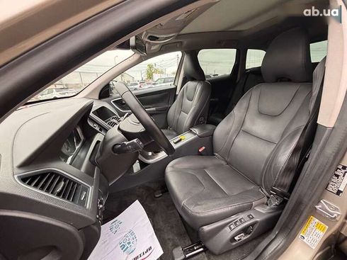 Volvo XC60 2015 - фото 16