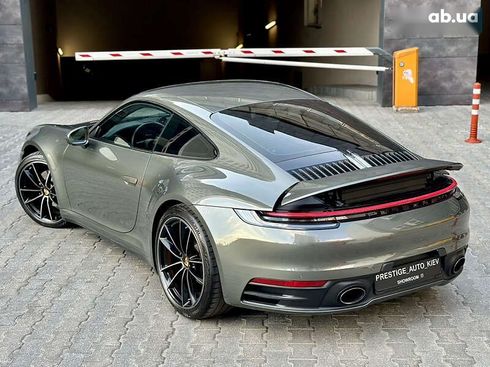 Porsche 911 2021 - фото 29