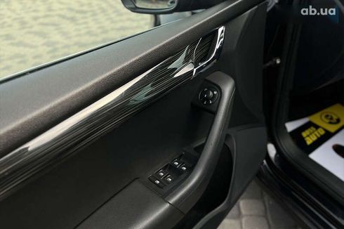 Skoda Octavia 2018 - фото 18
