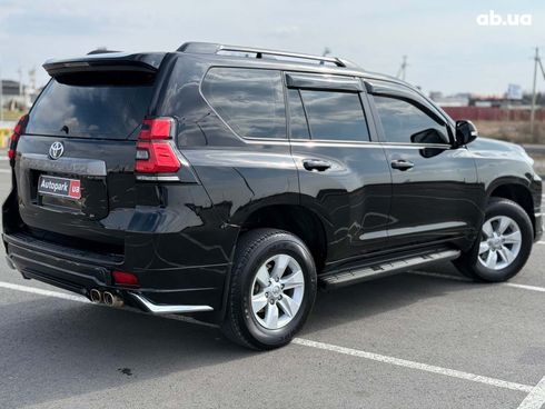 Toyota Land Cruiser Prado 2019 черный - фото 8